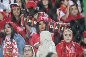انفجار کامنت‌ها در پیج پرسپولیس؛ ۱۰۰ هزار واکنش در ۲۵ دقیقه!