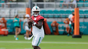 ‘Take pride in it.’ How a pregame speech signaled Dolphins QB Malik Willis’ growth