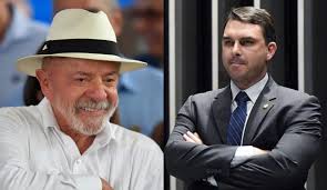 Com Flávio Bolsonaro investigado, ala da PF cria ‘factoide’ contra filho de Lula, diz cientista político