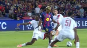 Champions: ¿Favoritismo al PSG? Polémicas arbitrales bajo la lupa - Imagen principal del artículo