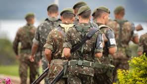 Isenção de imposto de renda para militares é recebida por comissão no Senado; veja o que prevê proposta