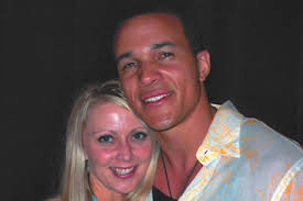 Chrissy Delisle and Chris Gonzalez. NFLers Warren Moon and Tony Gonzalez hosted their annual Pro Bowl Player Party at Level4 Nightclub and Ultra Lounge Feb. - 090218_6