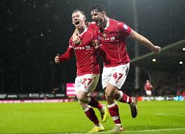 Wrexham Aims for Strong Finish Against QPR: Parkinson's Strategy