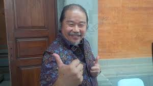 Hasil gambar untuk uang banyak Mr....