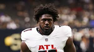 Falcons' Walker out for season after tearing ACL