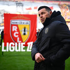 « Impossible de recoller les morceaux après ces derniers jours » : entre Pierre Sage et le RC Lens, les raisons d'un divorce