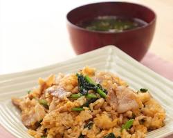 ほうれん草と豚肉のチャーハン