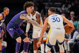 Onde assistir Warriors x Hornets pela NBA hoje (17/1/2026)