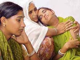A relative consoles Simran Kaur and Manjit Kaur, daughters of Jasbir Kaur who died in - chd3