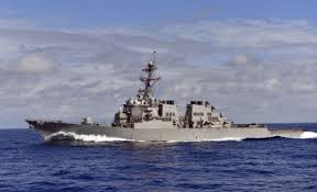 Navio de guerra dos EUA perdeu potência e propulsão por horas