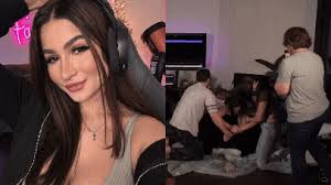 Parto Ao Vivo na Twitch: Streamer Choca e Viraliza! 😱