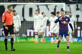 VAR en la mira: Polémica y debate tras el Borussia vs. Leipzig