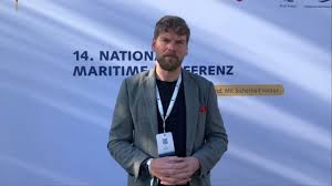 phoenix der tag: Maritime Konferenz: 'Längst den Frieden hinter uns gelassen' - hier anschauen