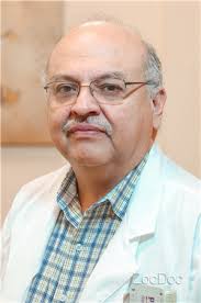 Dr. Luis Ulloa MD. Internist. Average Rating - caca2475-3d9a-4121-9090-31d376af8c05zoom