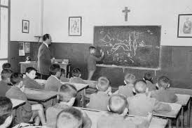 Resultado de imagen para IMAGENES DE LA ESCUELA EN LOS AÑOS DE LOS 60