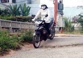 Kết quả hình ảnh cho đi xe số với chị em phụ nữ