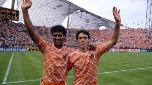 Países Bajos vs Alemania: partido clásico, alegría neerlandesa en Hamburgo mientras Van Basten decide la madre de todas las semifinales