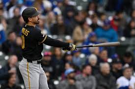 Bryan Reynolds homers as the Pittsburgh Pirates blank the Chicago Cubs 2-0