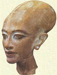 Resultado de imagen de cabeza de nefertiti wikipedia