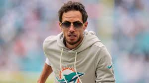 NFL news roundup: Mike McDaniel withdrawing from Browns' head coaching search