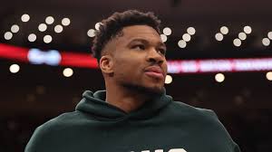 Giannis Antetokounmpo reportedly to return to Bucks lineup Monday vs. Boston