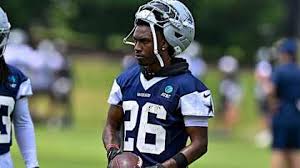 DaRon Bland Undergoes Foot Surgery: Recovery and Future Prospects