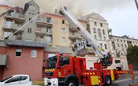 Incendie à Massy: Crèche Évacuée, Mairie Fermée! Détails Choc! - Imagen principal del artículo