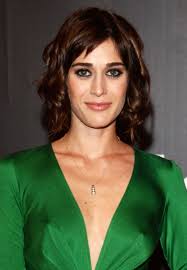Resultado de imagem para lizzy caplan
