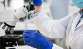 Usan IA para crear virus completos que no existen en la naturaleza