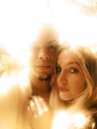 Ashlee Simpson, Evan Ross, Engagement Ring, Twit Pic Twitter. Ashlee Simpson is ready to tie the knot again! The singer just revealed via Twitter that she ... - rs_634x845-140113165022-634.ashlee-simpson-engaged-evan-ross