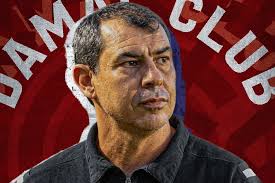Damac oficializa saída de Armando Evangelista e anuncia Fábio Carille como novo treinador