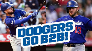 Andy Pages and Max Muncy hit back-to-back homers