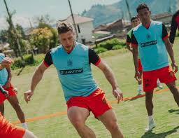 Deportivo Cuenca aspira a tumbar al líder este domingo