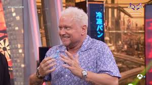 El Monaguillo sorprende con los objetos más locos de Japón en El Hormiguero: "Has bajado el nivel"