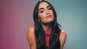 Lali Espósito Revela Sus Ídolos: Un Vistazo Íntimo a Su Hogar - Imagen principal del artículo