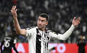 Official: Vlahovic returns as Juventus confirm 23-man squad to face Milan