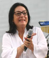 Nana Mouskouri