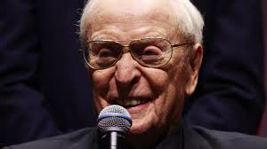 ‘Sex and the City’ Star Marries Partner in Tiny Ceremony