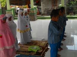 Hasil gambar untuk beribadah