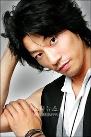 Lee Chun Hee(born February 2, 1979) is a South Korean actor and model. - Lee_Chun_Hee_actor