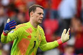 Manuel Neuer retorna à seleção da Alemanha para Copa do Mundo