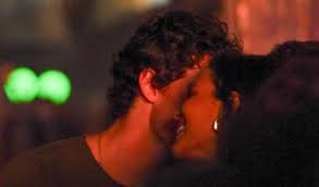 Bruna Marquezine e Shawn Mendes estão namorando! Emoção da atriz e declaração do cantor marcam início oficial do namoro. Detalhes!