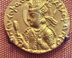 Image of Huvishka