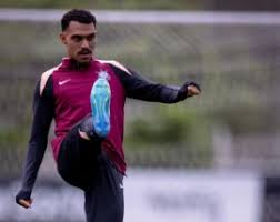 Matheuzinho desperta interesse na Rússia; Corinthians tem só 60% dos direitos