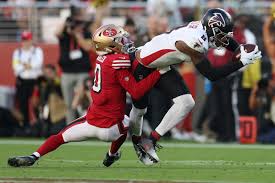 Kyle Pitts in action