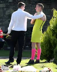 Kevin Elliott و Barry Delaney جوج صحاب اللي ماكانوش كيتفارقو ...