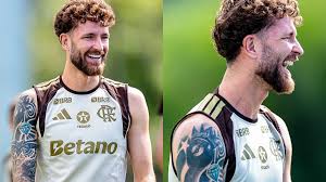 Flamengo define futuro de Léo Pereira