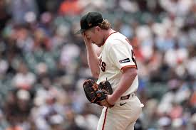 SF Giants All-Star beefs with KNBR employee, then deletes social media
