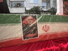 پیکر دریادار دوم محمد اکبرزاده، در ساری تشییع شد