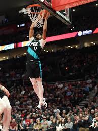 HIGHLIGHTS » Shaedon Sharpe Flies Past Jazz